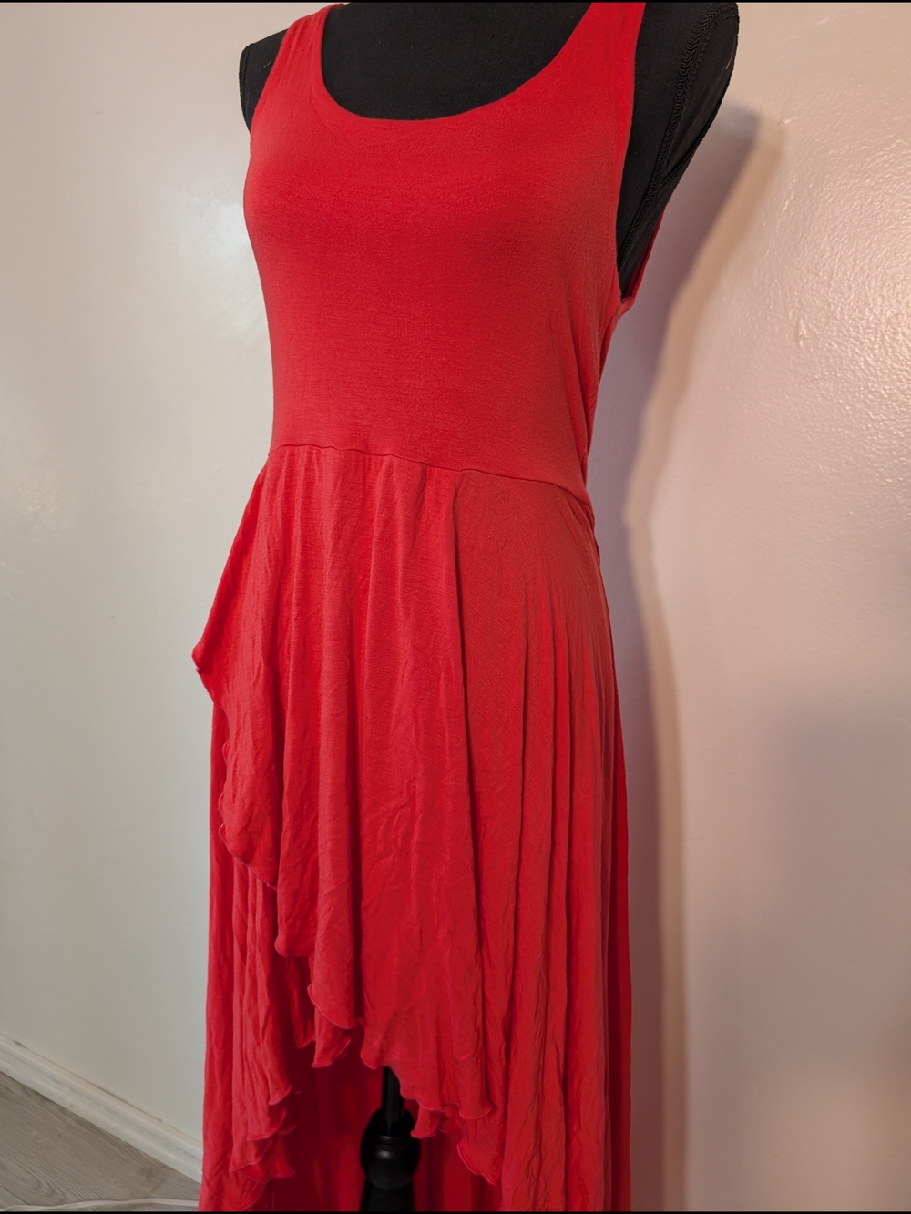 Sleeveless Red High-Low Ruffle Dress - Picture 10 of 10